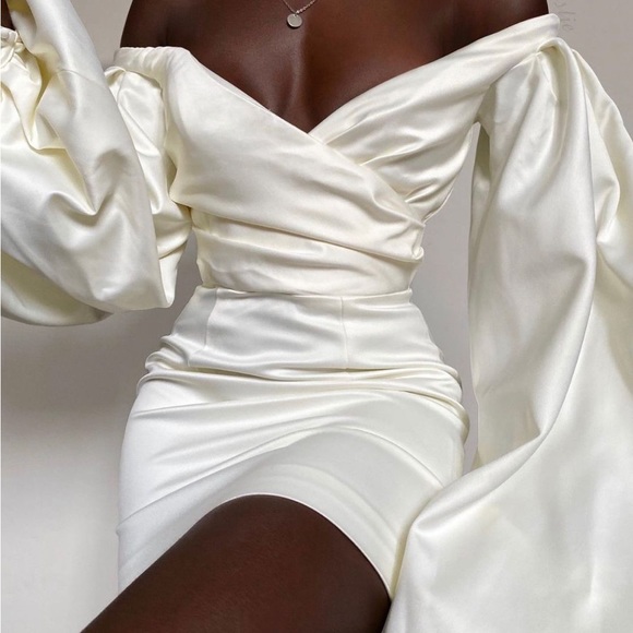 HOUSE OF CB CARLY - Picture 1 of 9